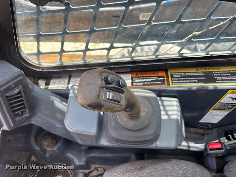 image for item YA4123 2024 John Deere 331G tracked skid steer loader