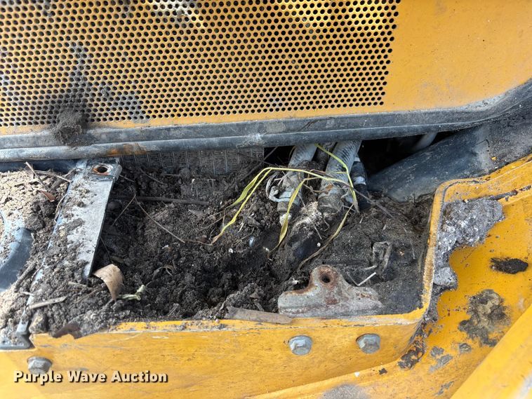 image for item YA4123 2024 John Deere 331G tracked skid steer loader