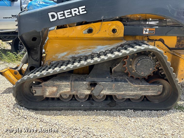 image for item YA4123 2024 John Deere 331G tracked skid steer loader