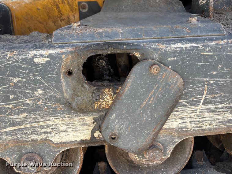 image for item YA4123 2024 John Deere 331G tracked skid steer loader