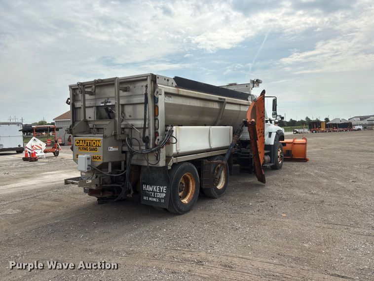 image for item DO5274 2013 International Workstar 7600 dump truck