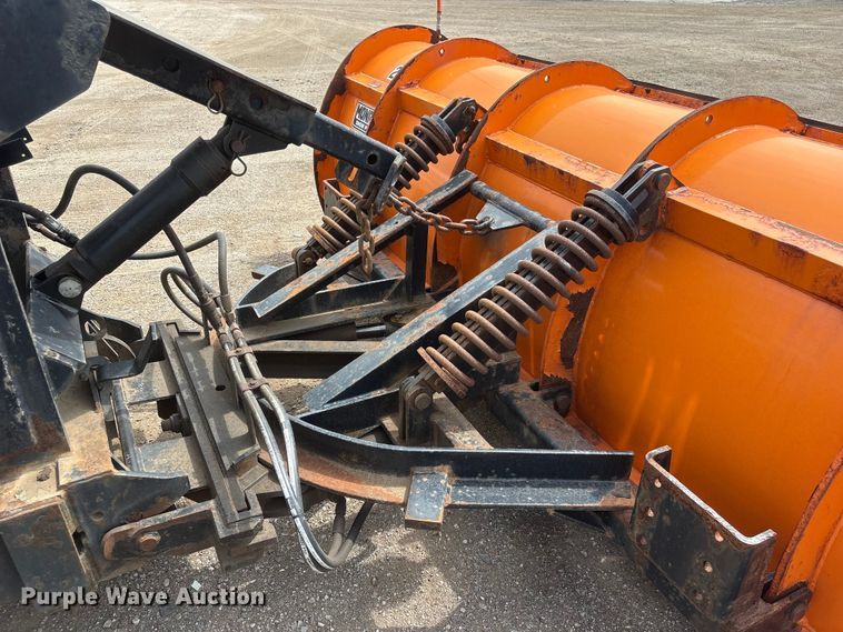 image for item DO5274 2013 International Workstar 7600 dump truck