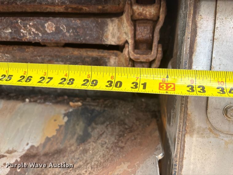 image for item DO5274 2013 International Workstar 7600 dump truck
