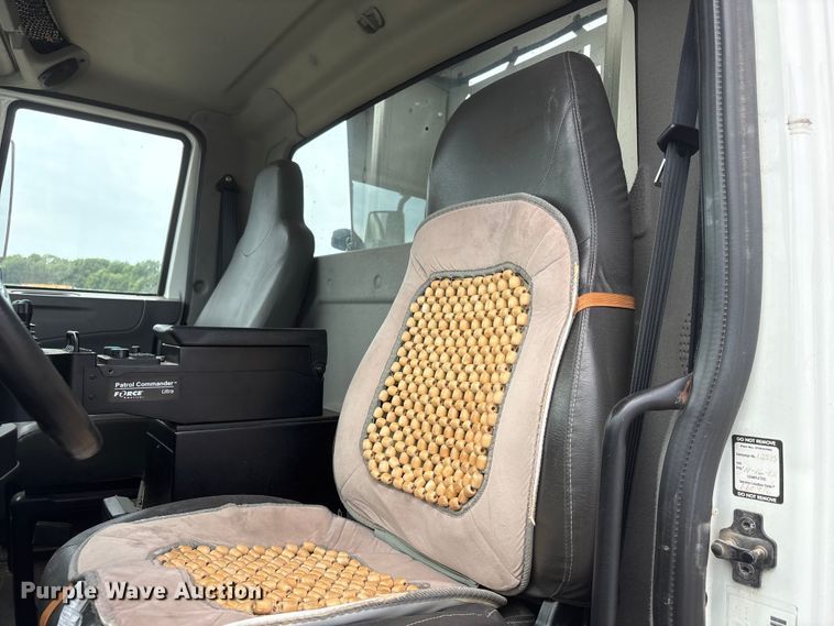 image for item DO5274 2013 International Workstar 7600 dump truck