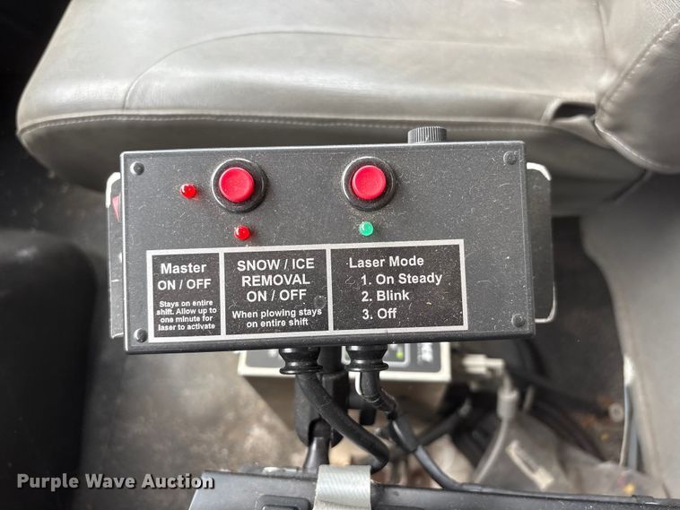image for item DO5274 2013 International Workstar 7600 dump truck