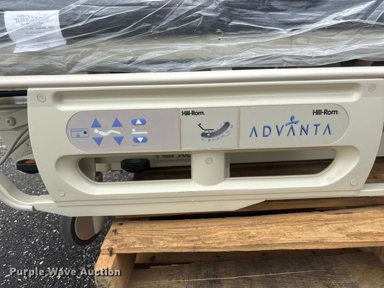 image for item DO5284 Hill-Rom Advanta P1600 hospital bed