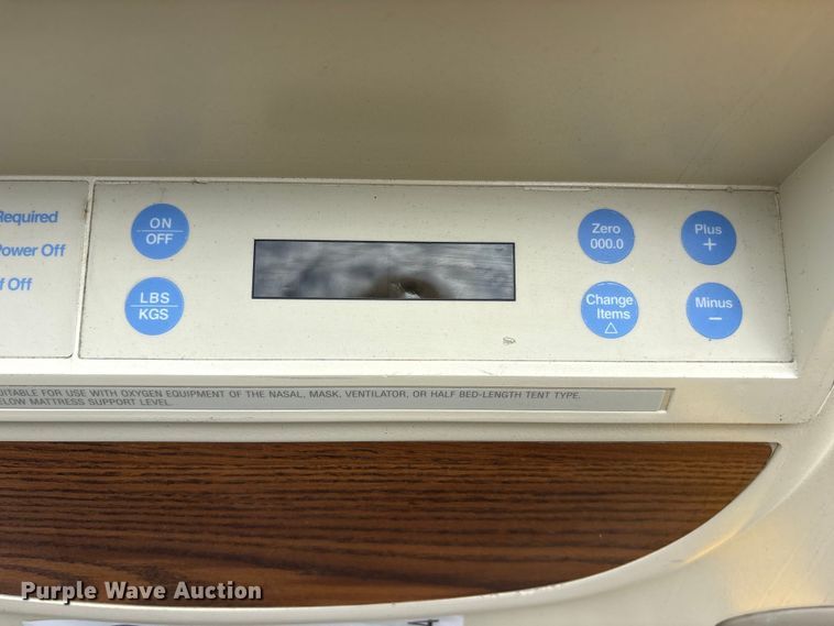 image for item DO5284 Hill-Rom Advanta P1600 hospital bed