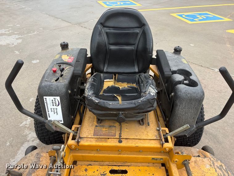 image for item DO5288 Hustler 926295 ZTR lawn mower
