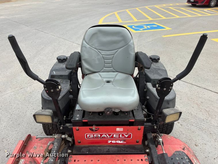 image for item DO5289 Gravely 260Z ZTR lawn mower