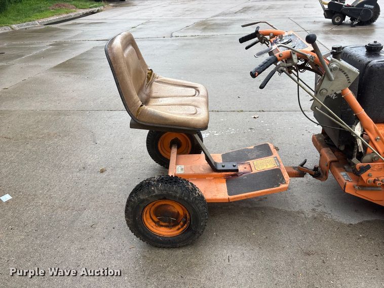 image for item DO5292 Scag SWZ-20CVE Lawn mower