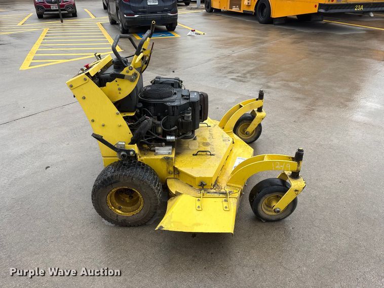 image for item DO5293 Great Dane GDWM52 ZTR lawn mower