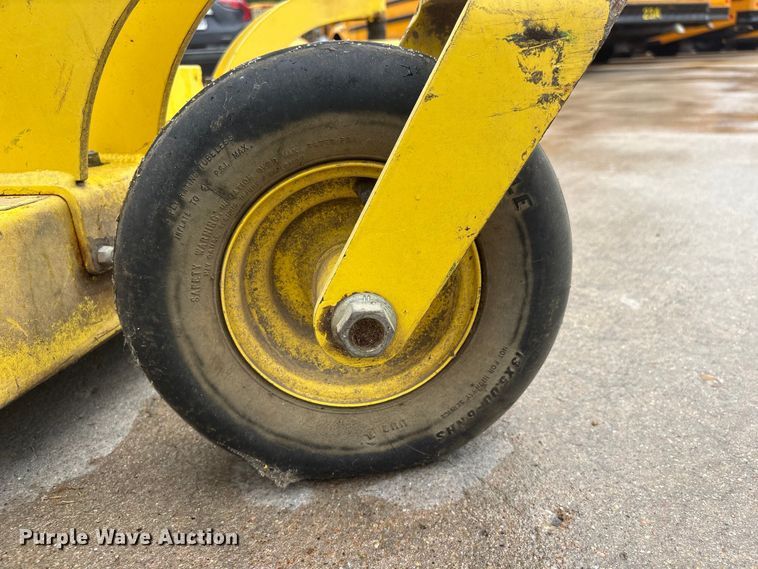 image for item DO5293 Great Dane GDWM52 ZTR lawn mower