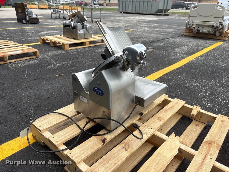 image for item DO5299 Globe 4850 meat slicer
