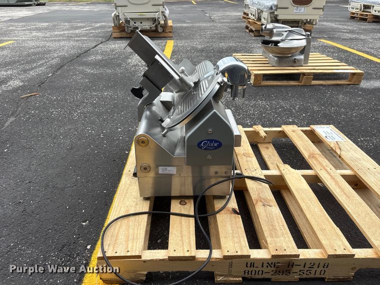 image for item DO5299 Globe 4850 meat slicer