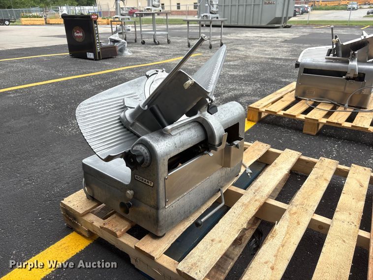 image for item DO5300 Hobart 1712 meat slicer