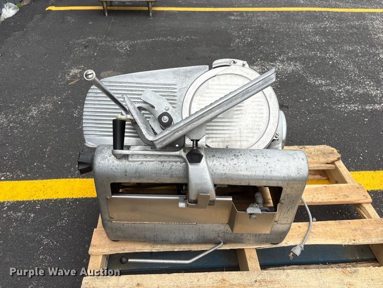 image for item DO5300 Hobart 1712 meat slicer
