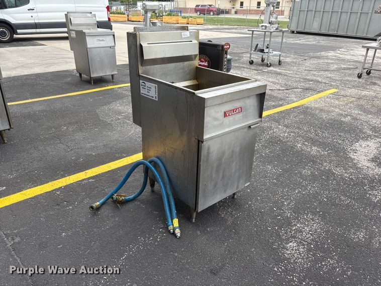 image for item DO5302 Vulcan 1GR65 fryer