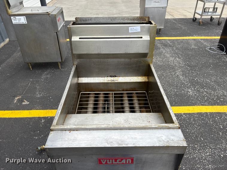image for item DO5302 Vulcan 1GR65 fryer