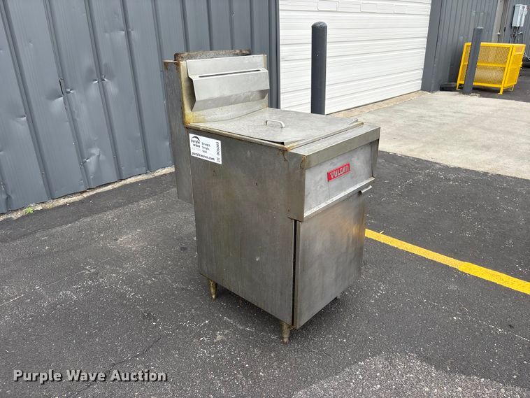image for item DO5303 Vulcan 1GR65 fryer
