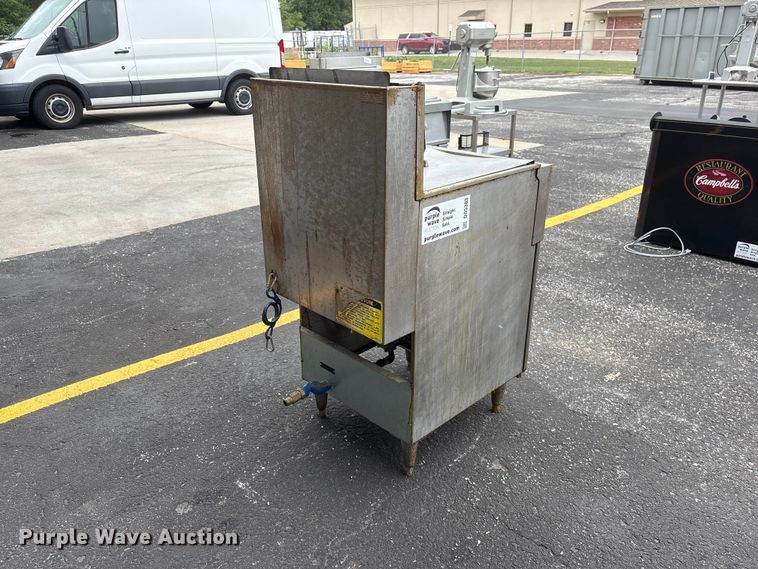 image for item DO5303 Vulcan 1GR65 fryer