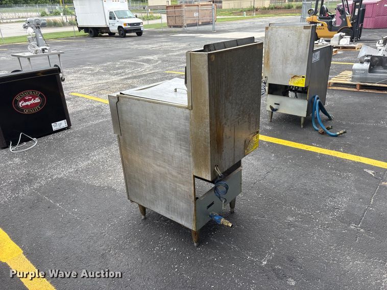 image for item DO5303 Vulcan 1GR65 fryer