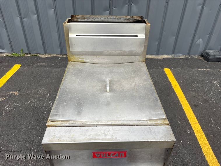 image for item DO5303 Vulcan 1GR65 fryer