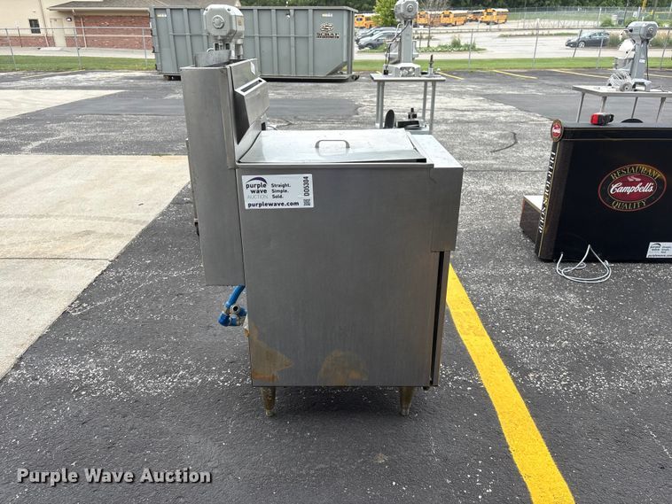 image for item DO5304 Vulcan 1GR65 fryer