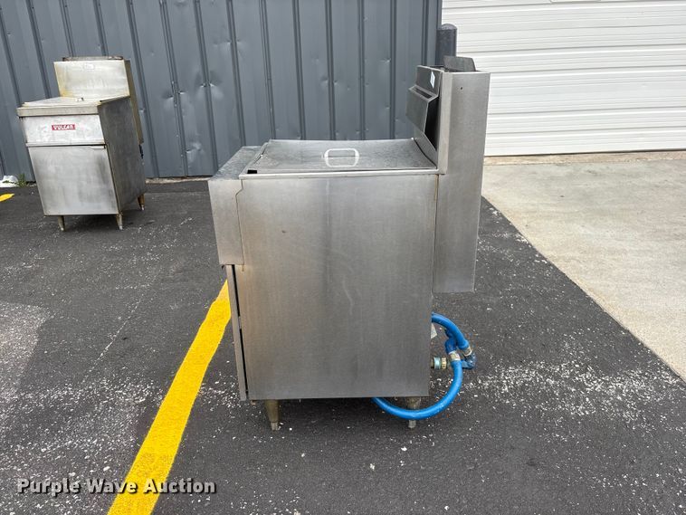 image for item DO5304 Vulcan 1GR65 fryer