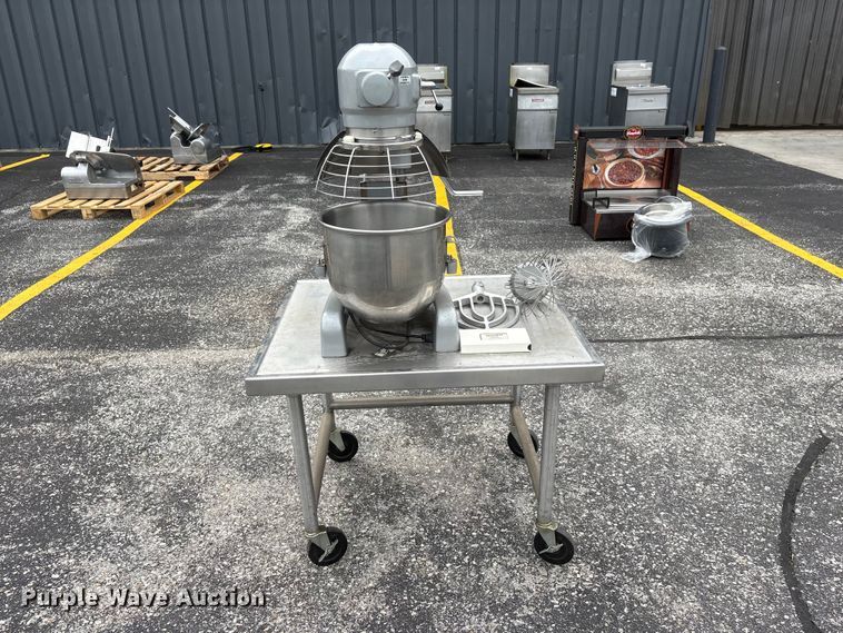 image for item DO5305 Hobart A200T mixer