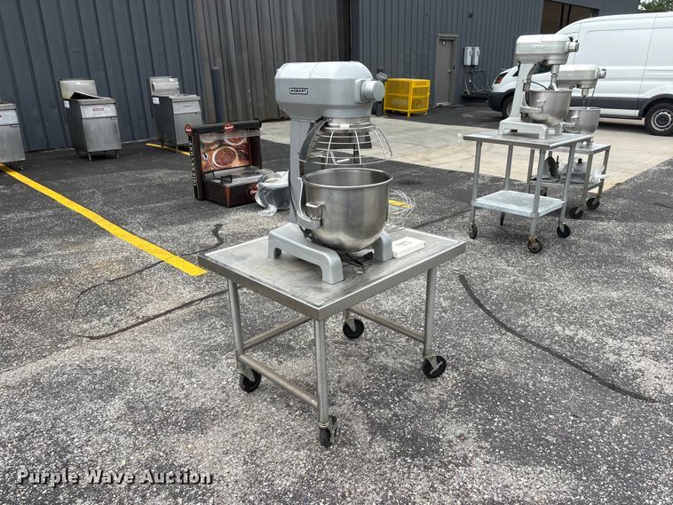 image for item DO5305 Hobart A200T mixer