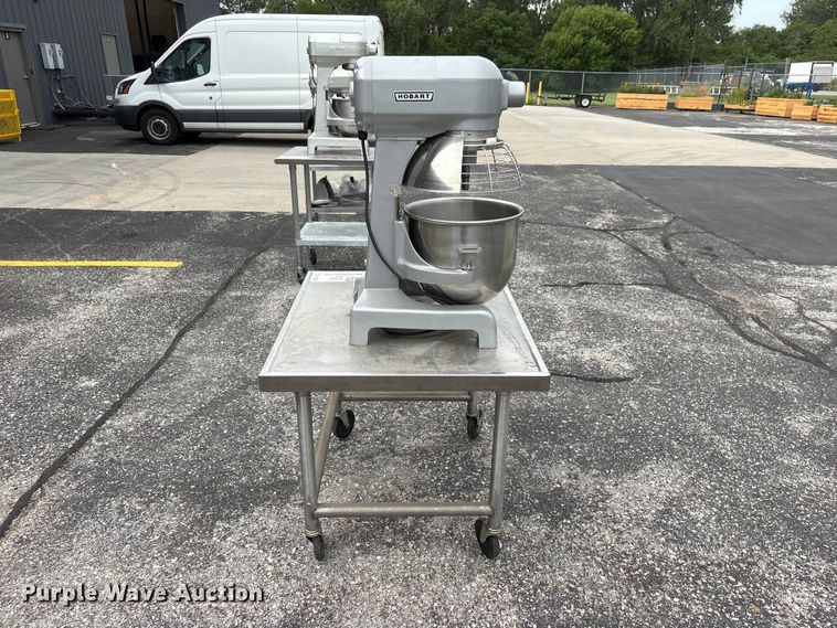 image for item DO5305 Hobart A200T mixer