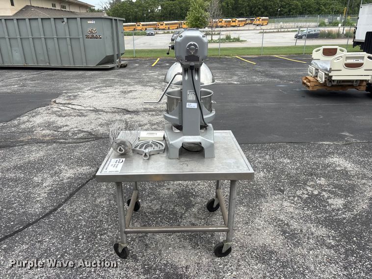 image for item DO5305 Hobart A200T mixer
