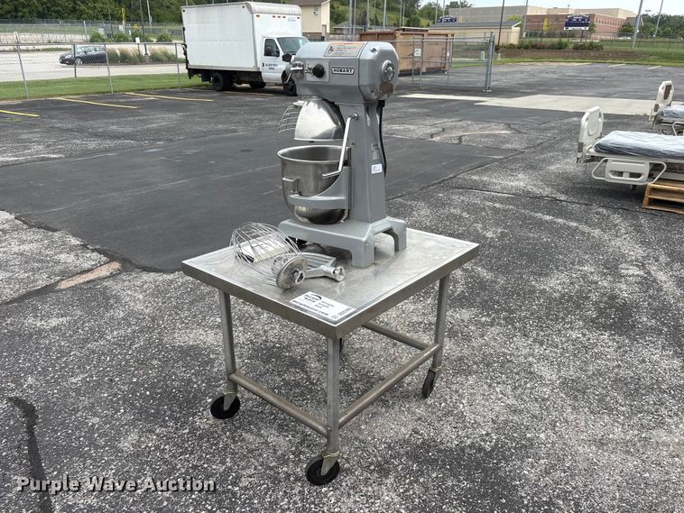 image for item DO5305 Hobart A200T mixer