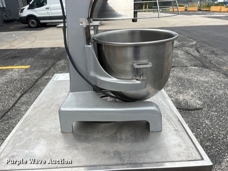 image for item DO5305 Hobart A200T mixer