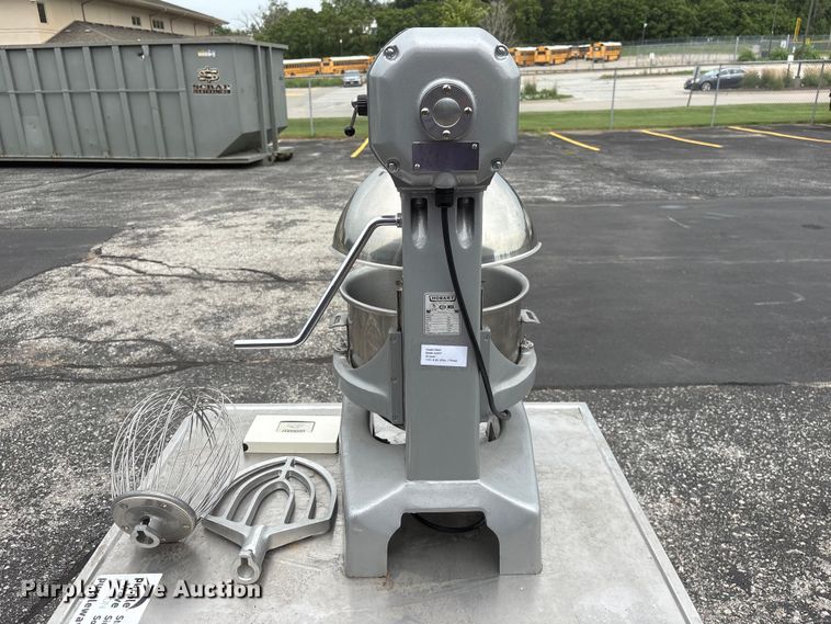 image for item DO5305 Hobart A200T mixer