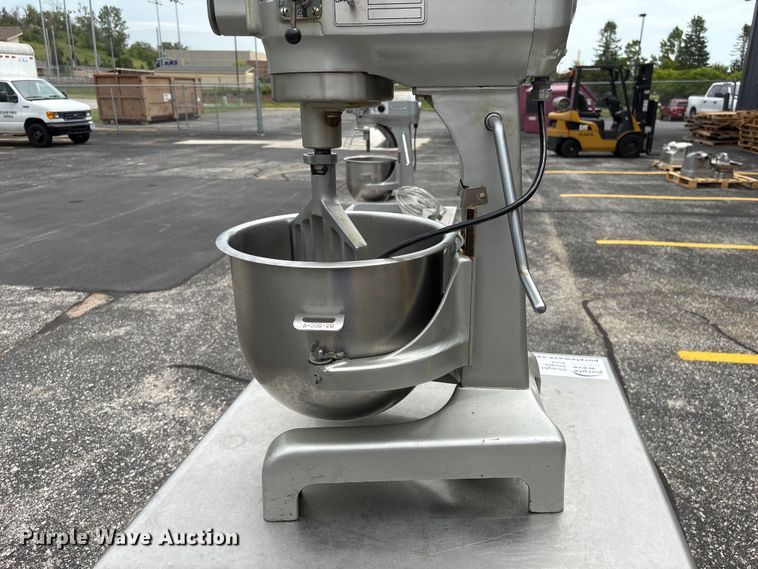 image for item DO5306 Hobart A 200 mixer