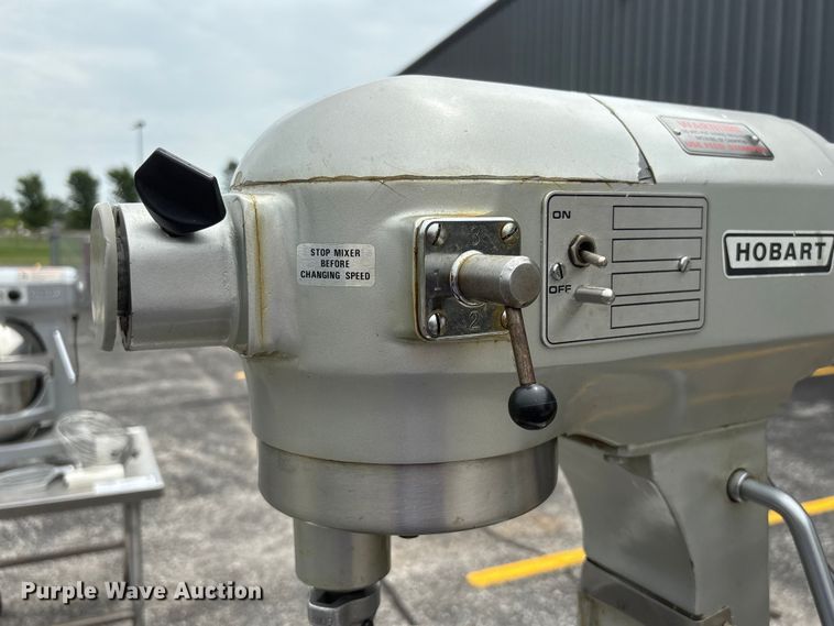 image for item DO5306 Hobart A 200 mixer