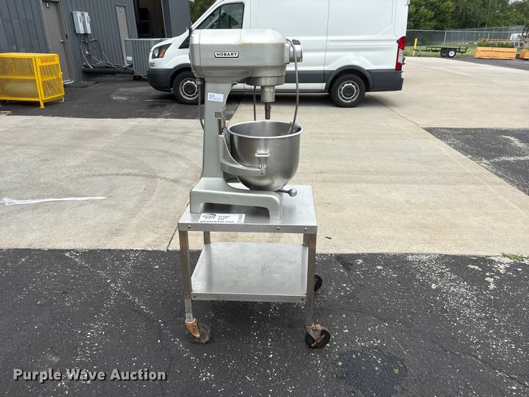 image for item DO5307 Hobart A 200T mixer