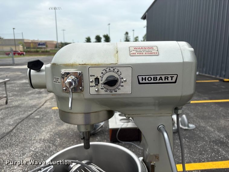 image for item DO5307 Hobart A 200T mixer