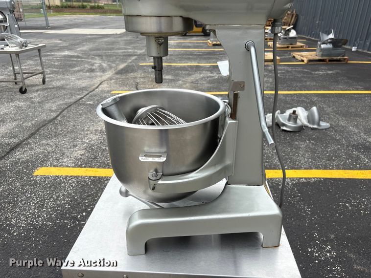 image for item DO5307 Hobart A 200T mixer