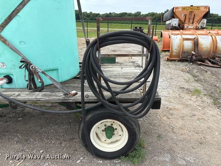 image for item DO5309 John Deere hay wagon