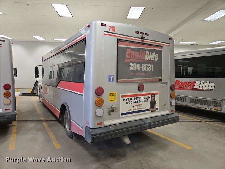 image for item DP8998 2014 IC Eldorado shuttle bus