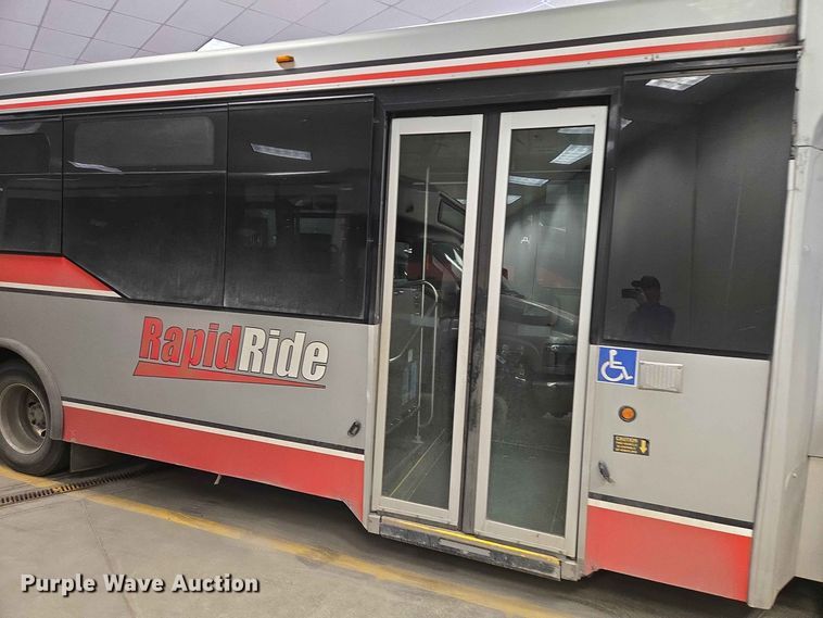 image for item DP8998 2014 IC Eldorado shuttle bus
