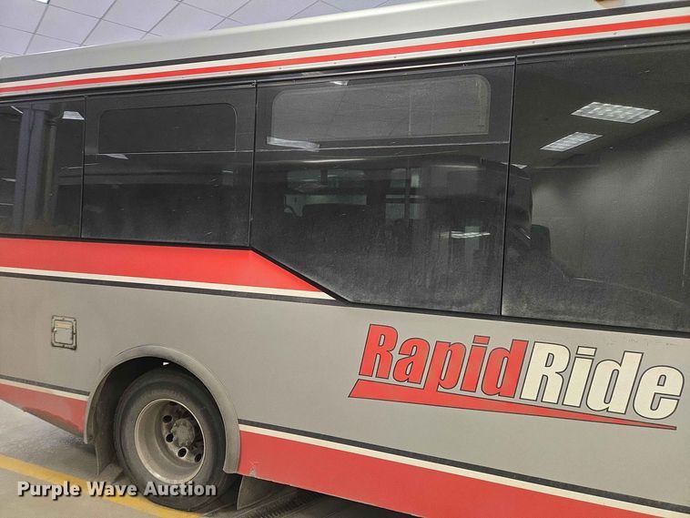 image for item DP8998 2014 IC Eldorado shuttle bus