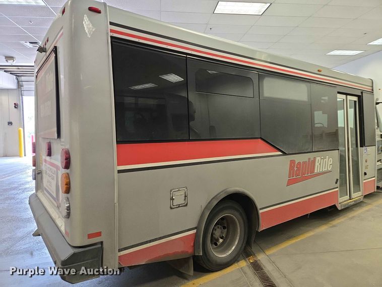 image for item DP8998 2014 IC Eldorado shuttle bus