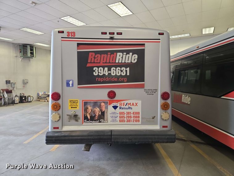 image for item DP8999 2014 IC Eldorado shuttle bus