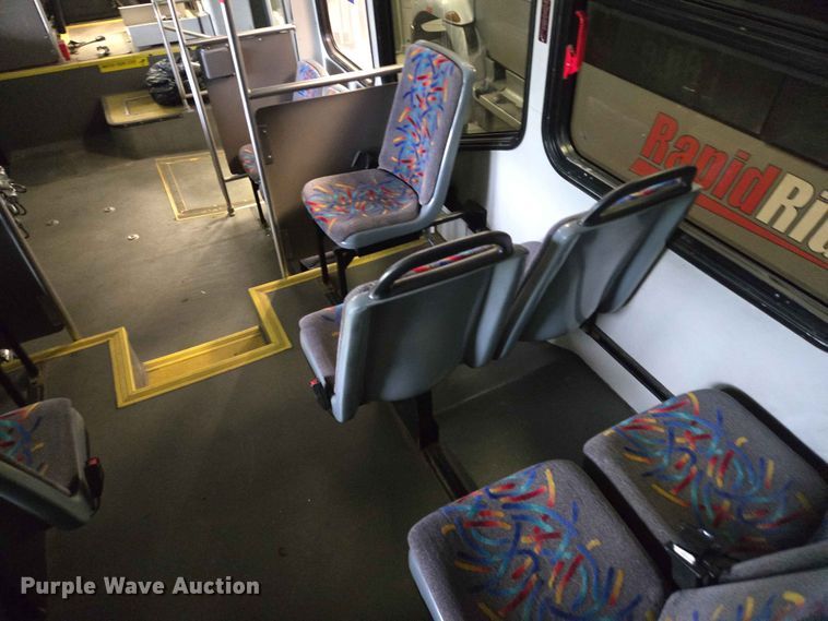 image for item DP8999 2014 IC Eldorado shuttle bus