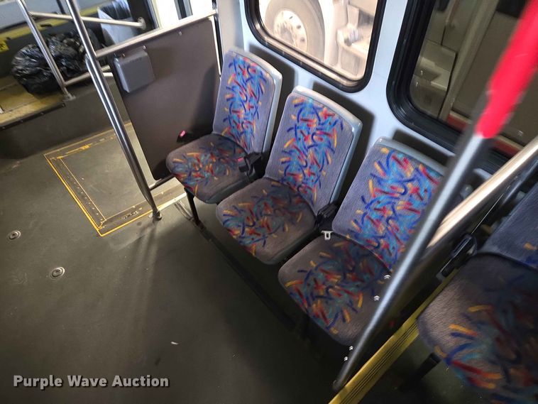 image for item DP8999 2014 IC Eldorado shuttle bus