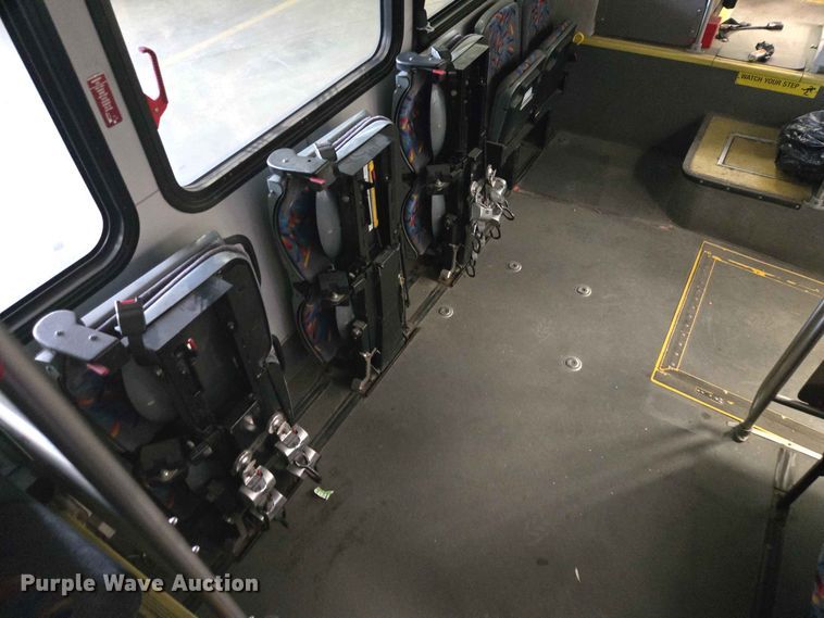 image for item DP8999 2014 IC Eldorado shuttle bus
