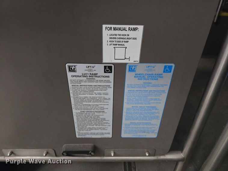 image for item DP8999 2014 IC Eldorado shuttle bus